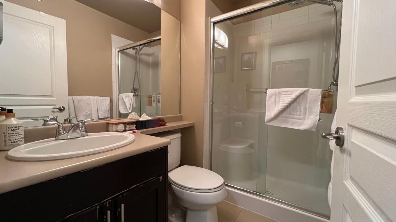 Waterscapes Resort Kelowna 2 Full Bedrooms Suite Vacation Rentals, Short Term Rentals. Bagian luar foto