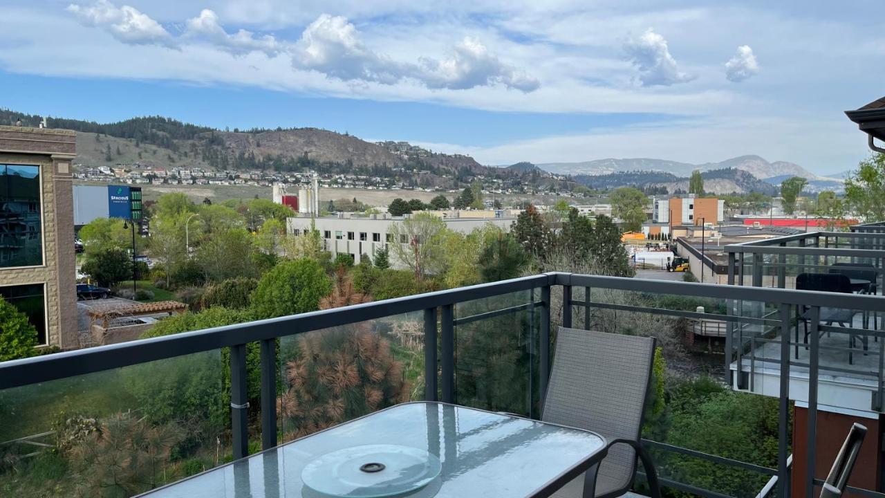 Waterscapes Resort Kelowna 2 Full Bedrooms Suite Vacation Rentals, Short Term Rentals. Bagian luar foto